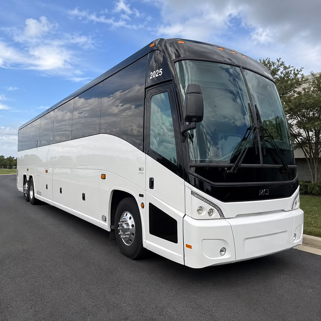 charter buses for chandler and gilbert proms running the loop 202