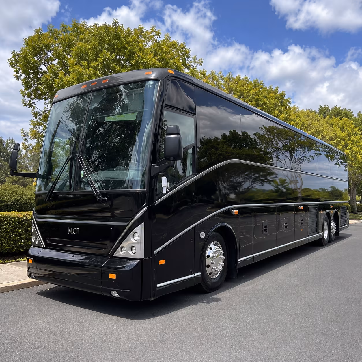 concert and festival buses to ak chin pavilion and footprint center